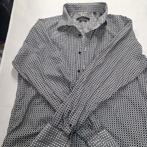 Sean John Men's Black and White Geometric Pattern Shirt